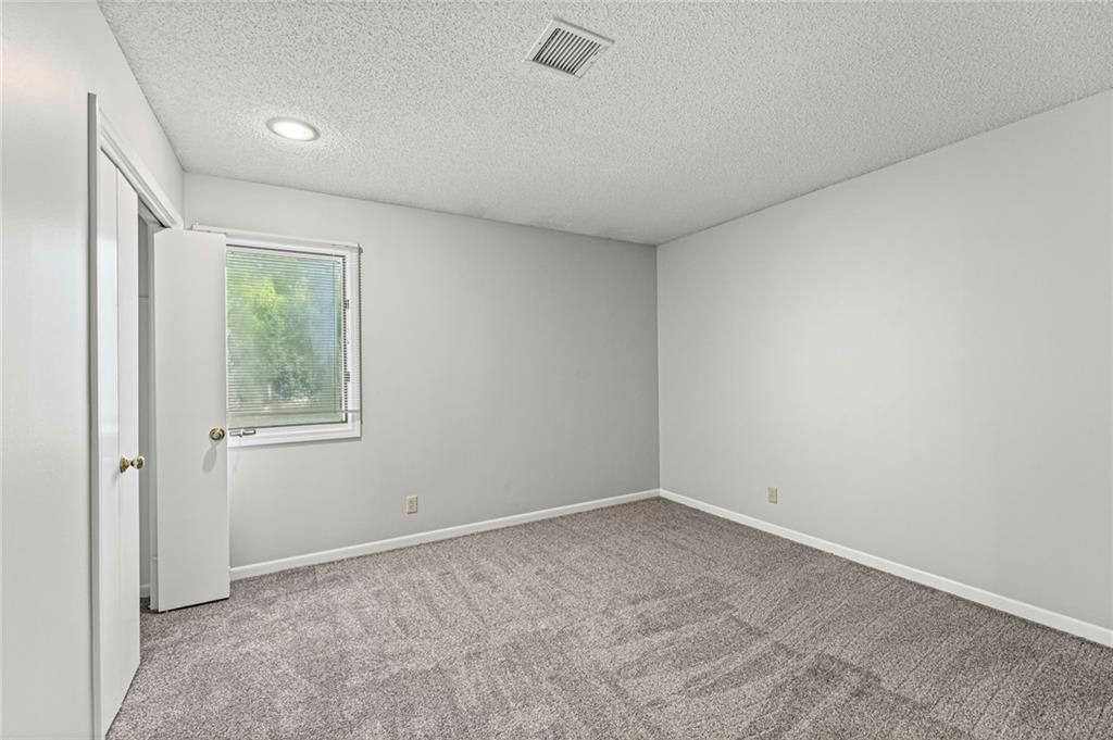 10810 W 116th Street — photo 19