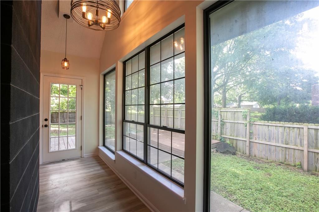 115 N PARK Drive — photo 11