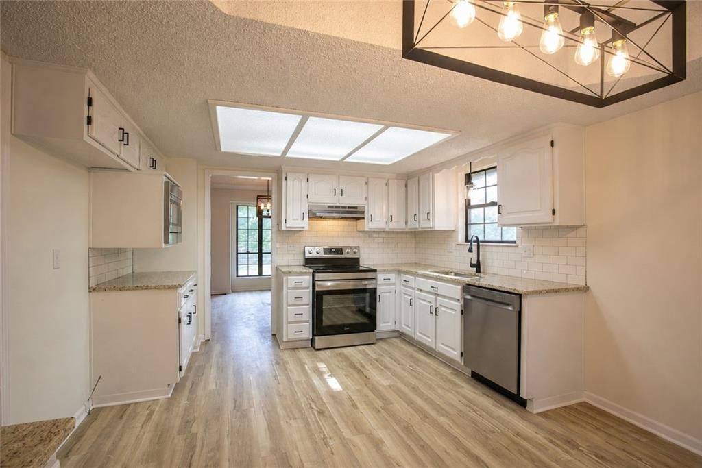 115 N PARK Drive — photo 16