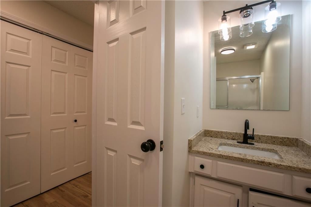 115 N PARK Drive — photo 32