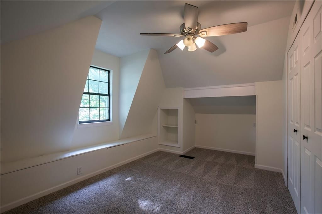 115 N PARK Drive — photo 37
