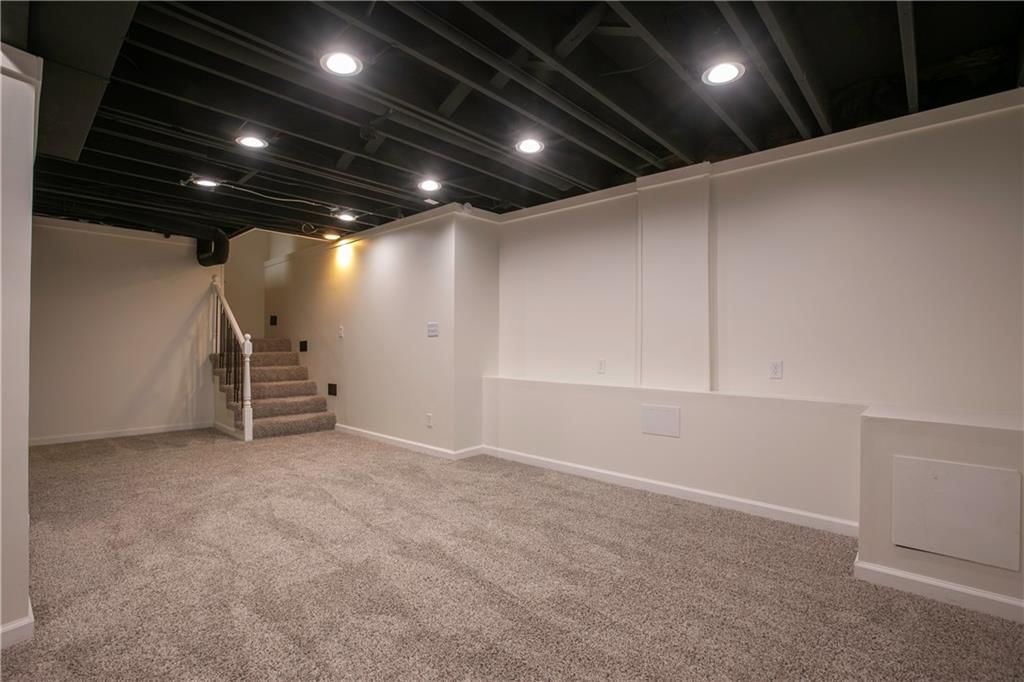 115 N PARK Drive — photo 40