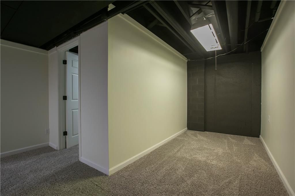 115 N PARK Drive — photo 41