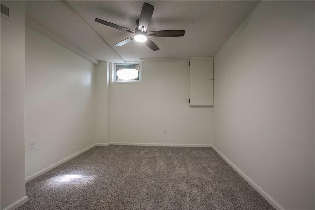 115 N PARK Drive — photo 44