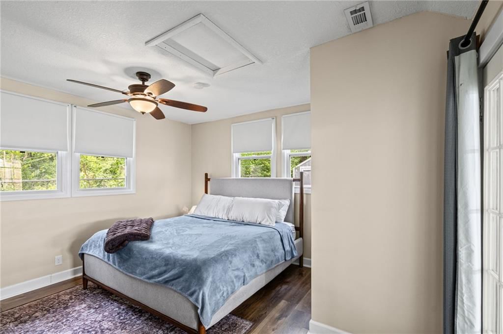 9022 Grand Avenue — photo 19