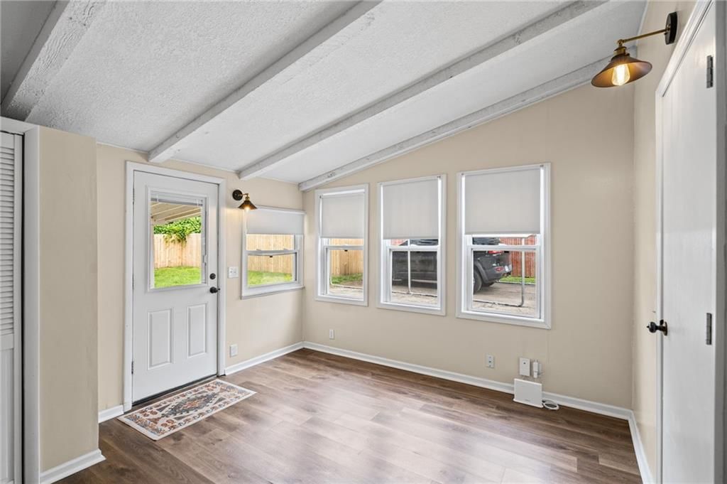 9022 Grand Avenue — photo 29