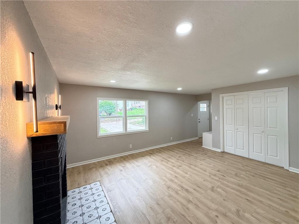 2610 Sacramento Street — photo 11