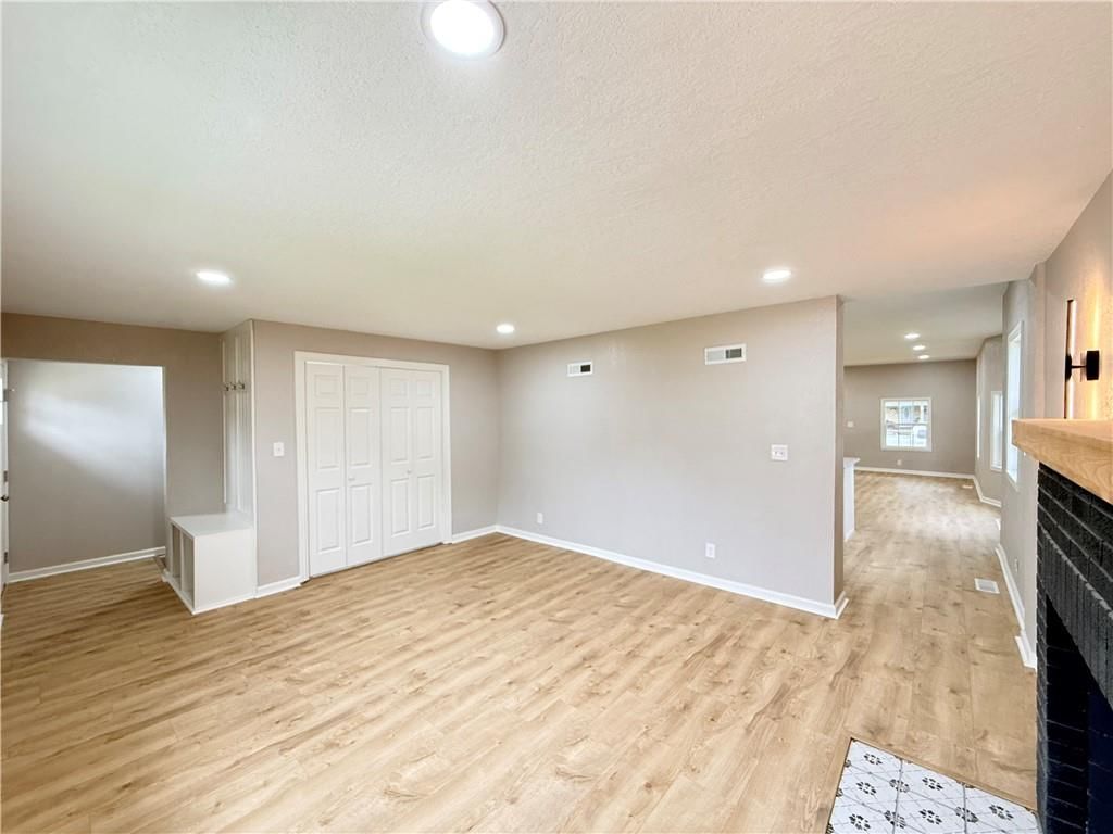 2610 Sacramento Street — photo 14
