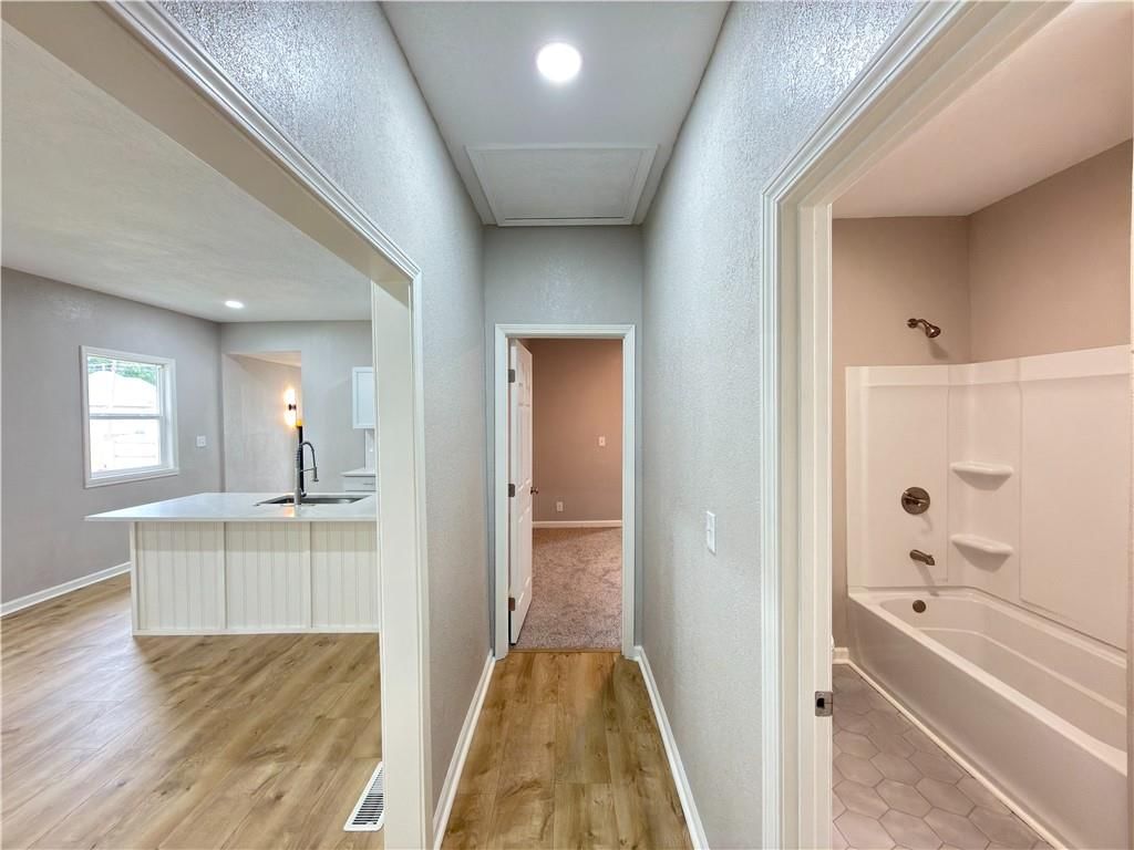 2610 Sacramento Street — photo 21