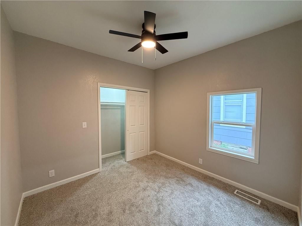 2610 Sacramento Street — photo 24