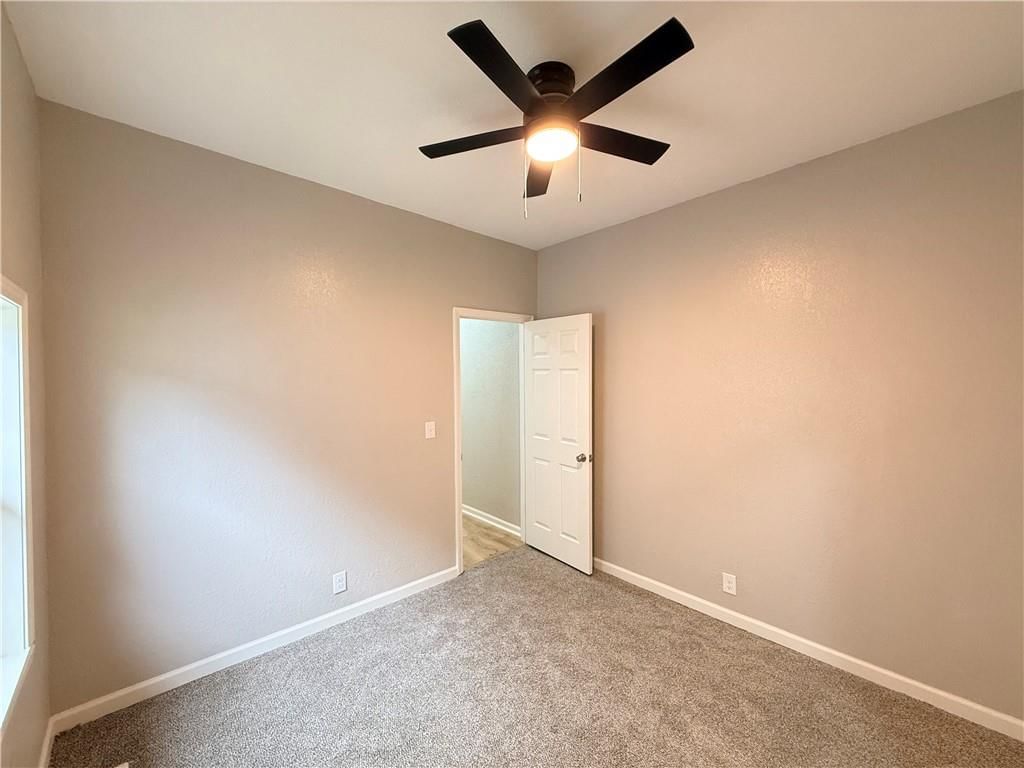 2610 Sacramento Street — photo 25