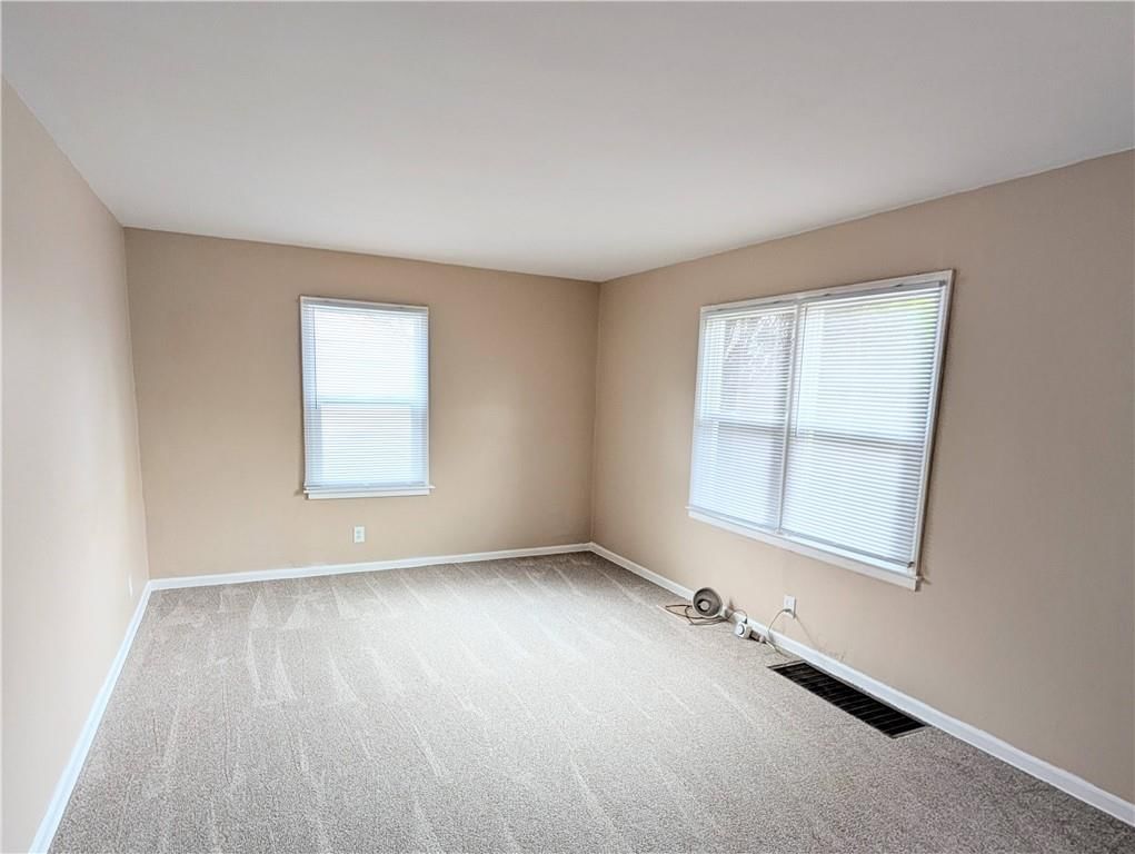 3012 S Hedges Avenue — photo 9