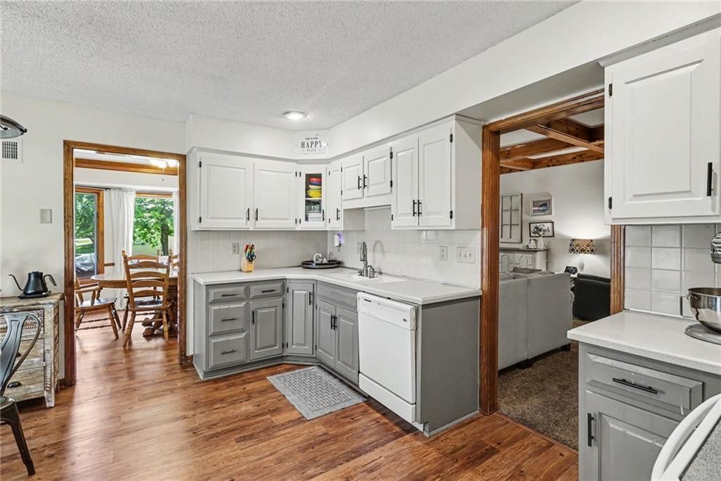 6906 N Flora Avenue — photo 7