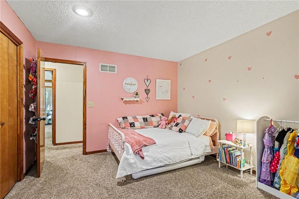 6906 N Flora Avenue — photo 12