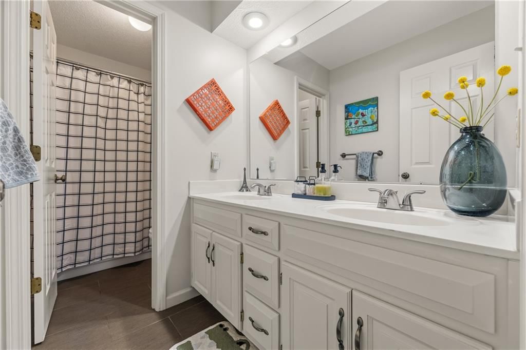 8803 W 132 Terrace — photo 18