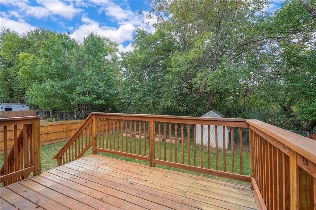 1032 NE Bristol Drive — photo 23