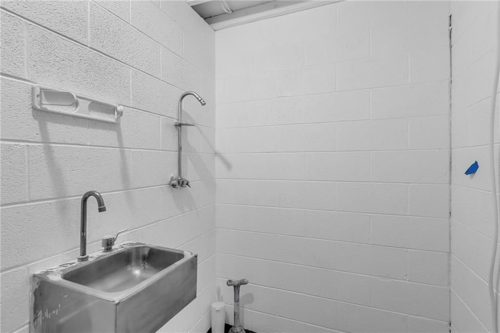 25400 W 319th Street — photo 30