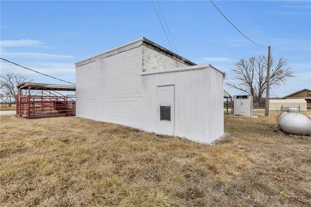 25400 W 319th Street — photo 33