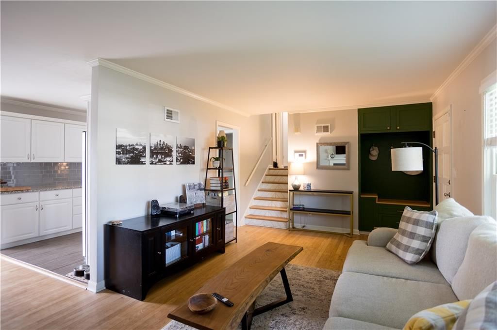 3813 W 79th Street — photo 10
