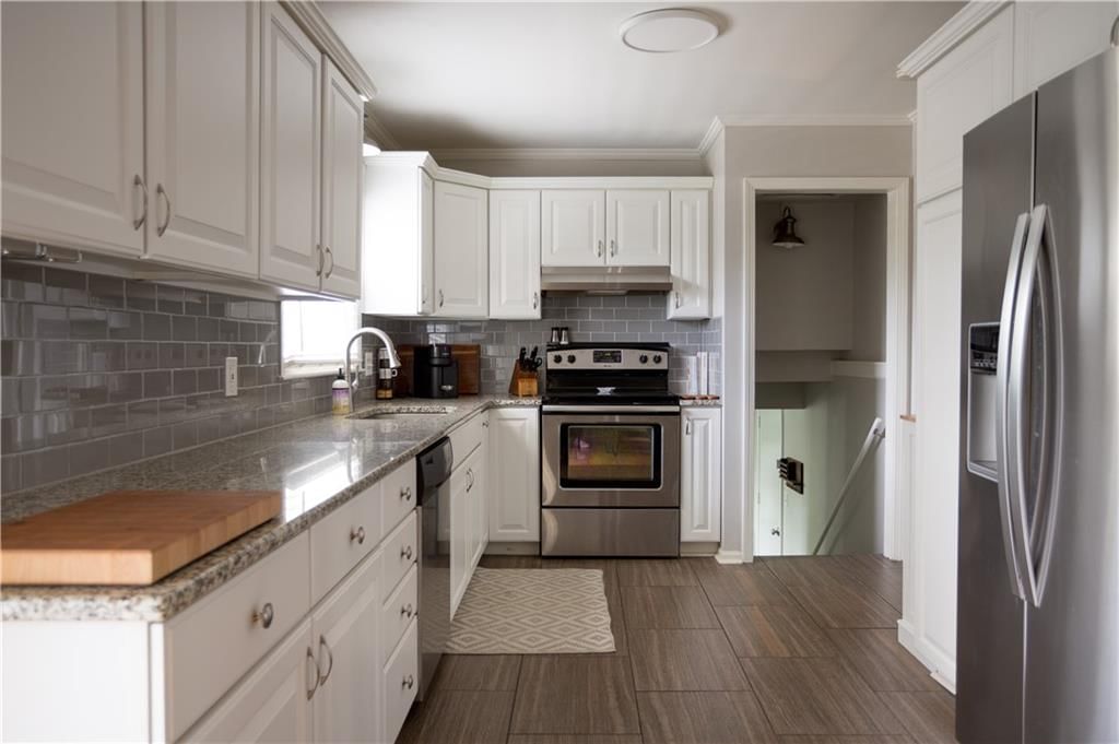 3813 W 79th Street — photo 12