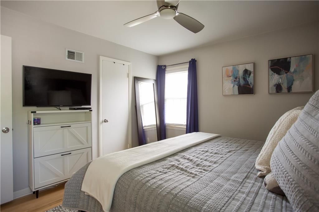3813 W 79th Street — photo 22
