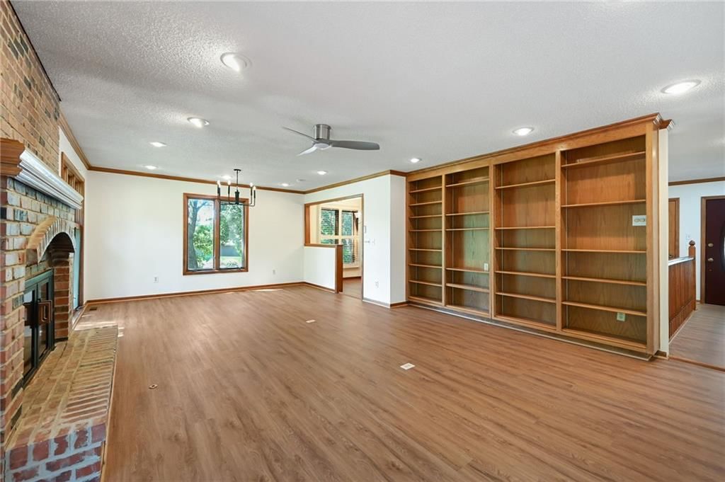 16608 W 133rd Street — photo 10