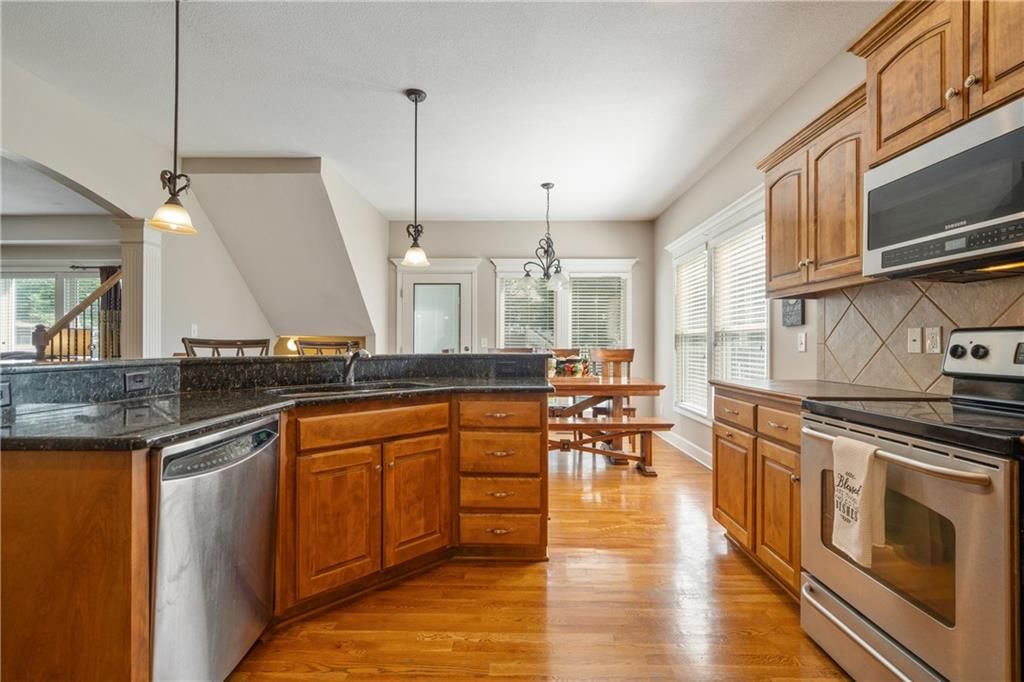 2208 NE Janessa Drive — photo 20