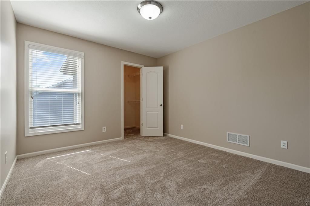 2208 NE Janessa Drive — photo 35