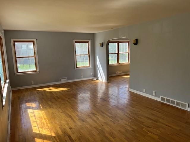 710 Bridge Street — photo 2