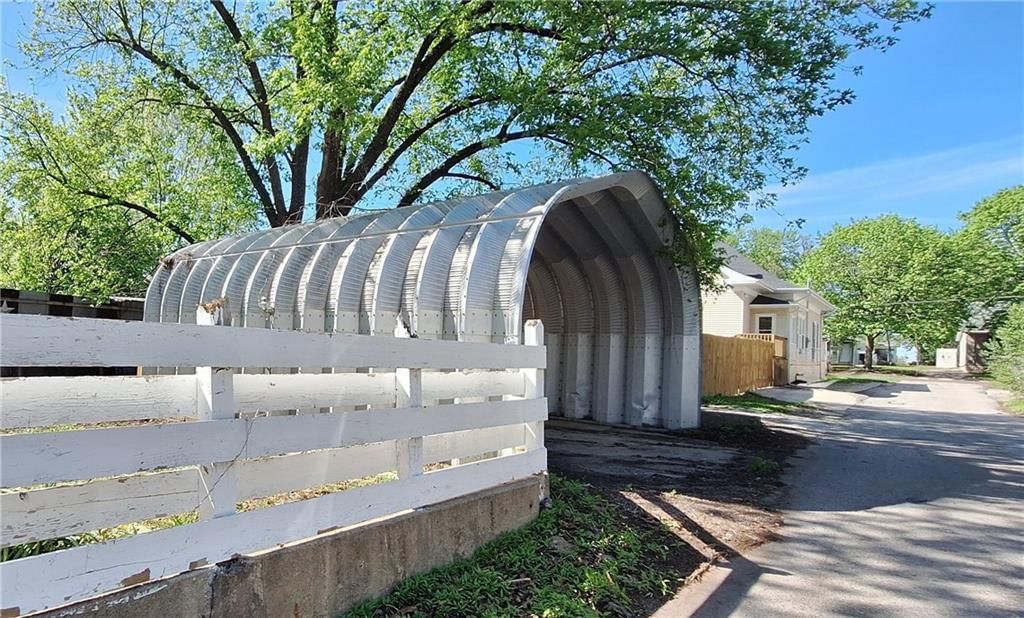 1103 Calhoun Street — photo 13