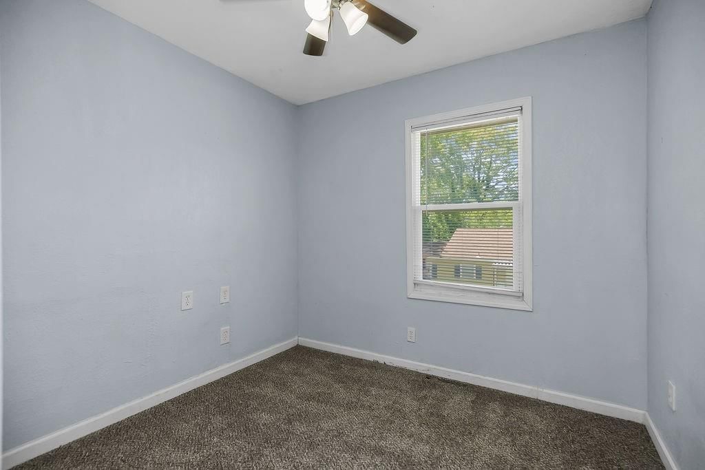 2701 Oakley Avenue — photo 16
