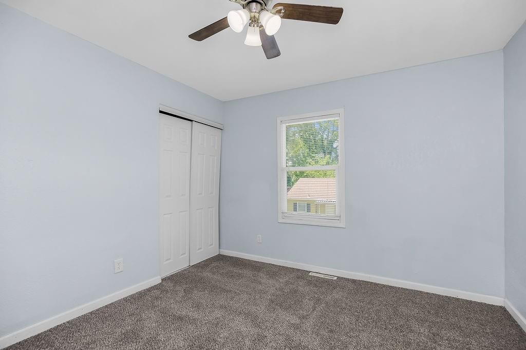 2701 Oakley Avenue — photo 18