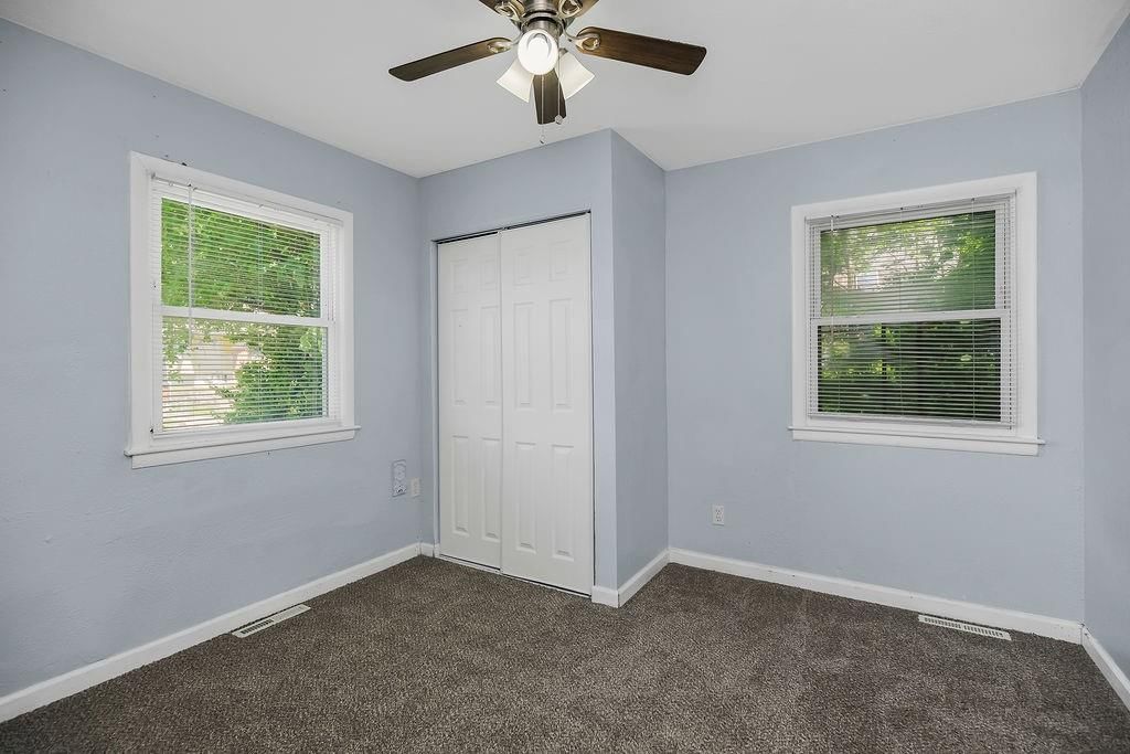 2701 Oakley Avenue — photo 19
