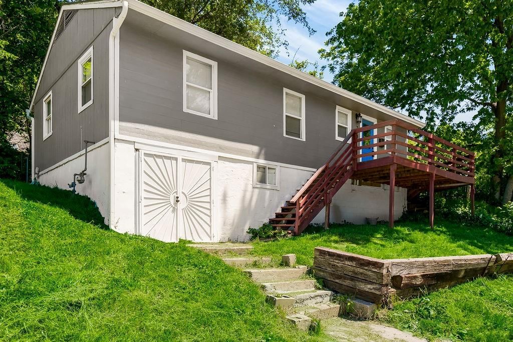 2701 Oakley Avenue — photo 25