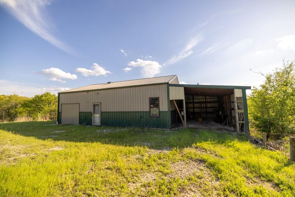 65200 Sultan Road — photo 36