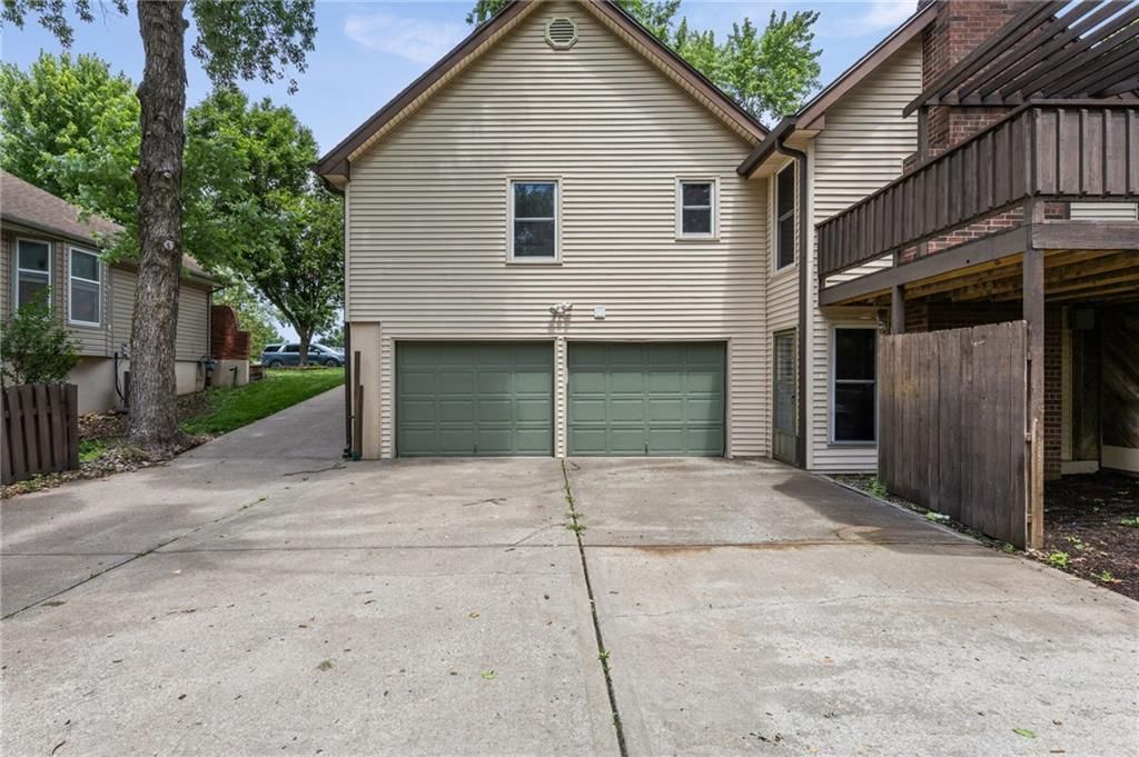 1605 High Drive — photo 34