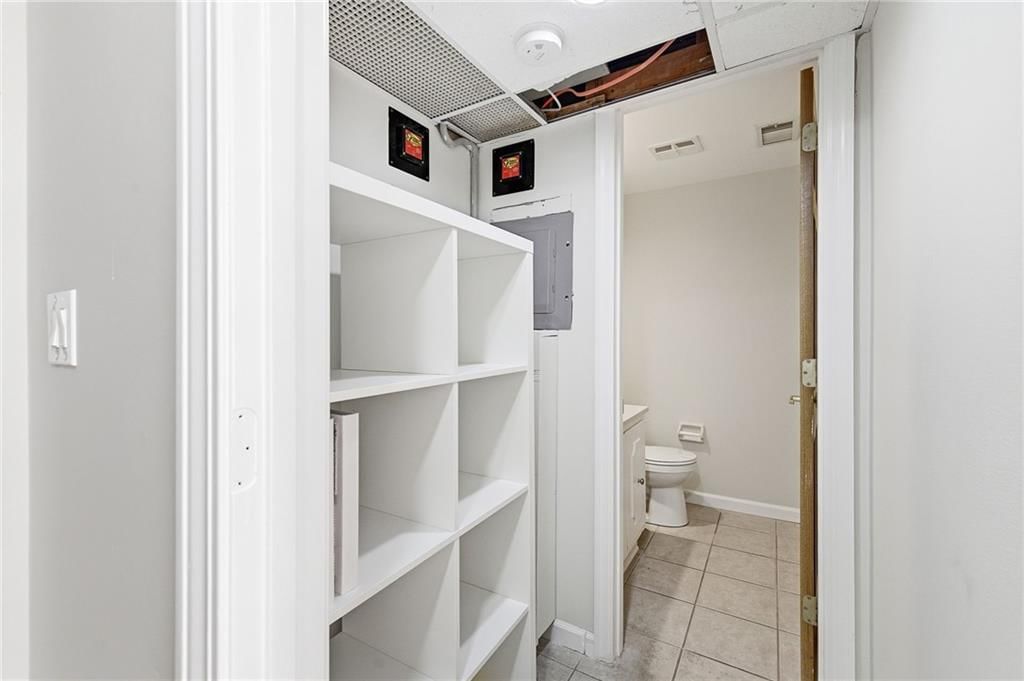 4511 Headwood Drive — photo 3
