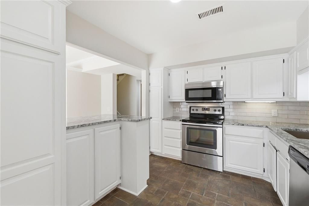 4511 Headwood Drive — photo 13