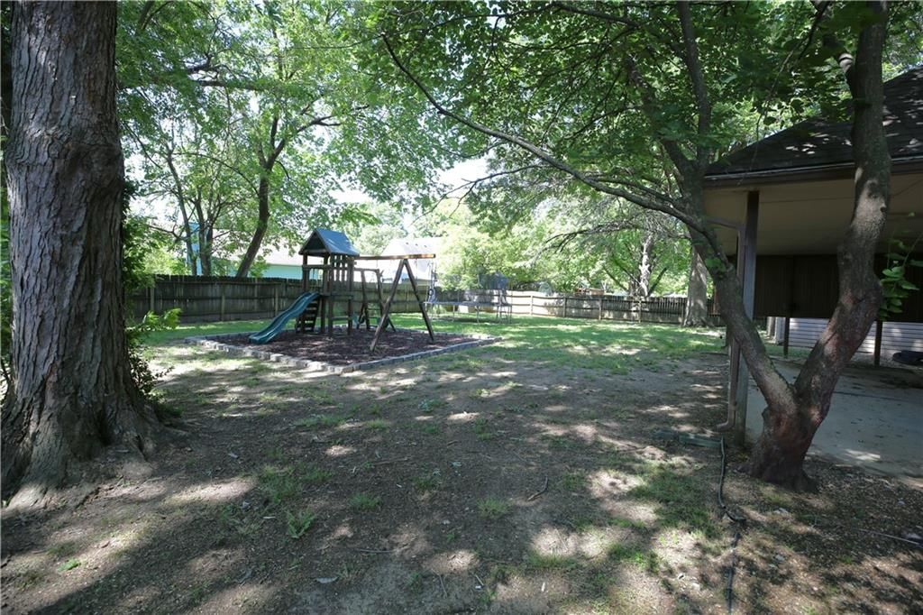 1908 Countryside Drive — photo 8