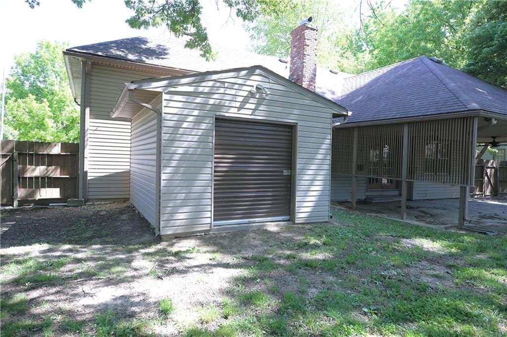 1908 Countryside Drive — photo 9