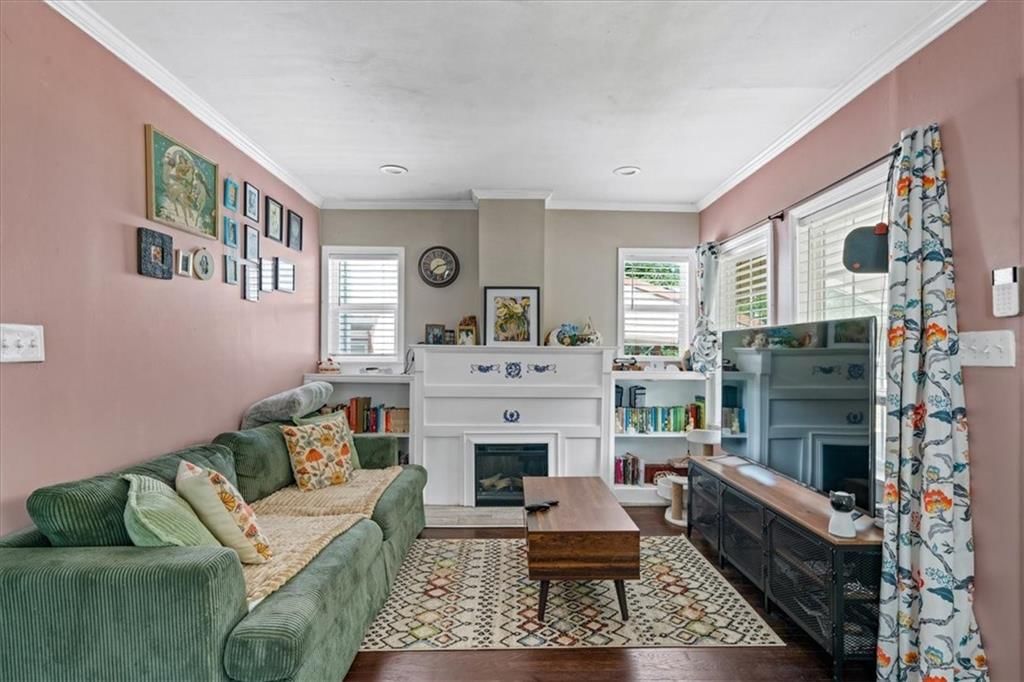 1316 E 62ND Street — photo 4