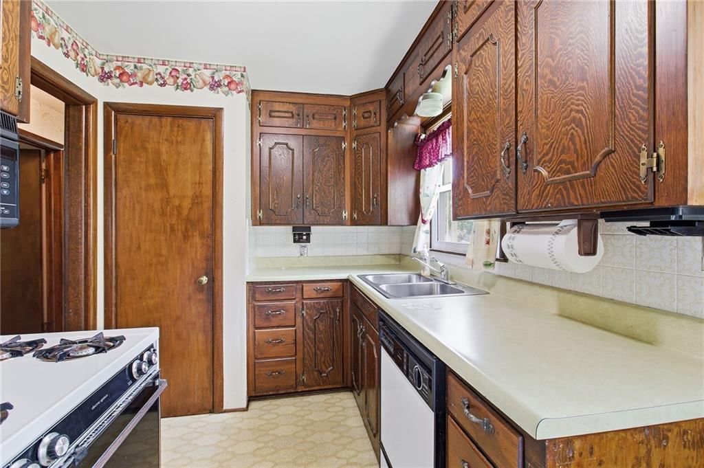 3113 S Scott Avenue — photo 13
