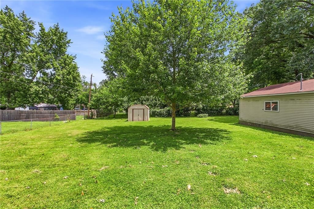 3113 S Scott Avenue — photo 36