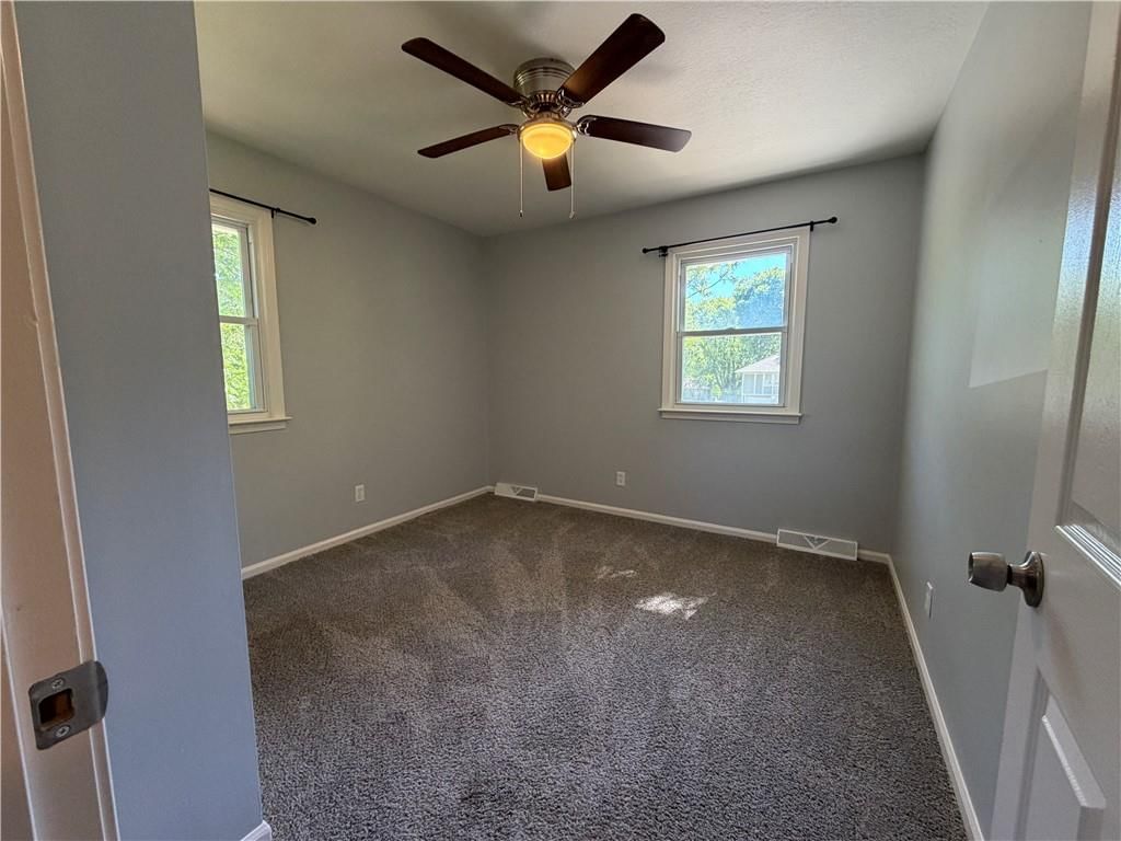 15604 Allen Avenue — photo 4