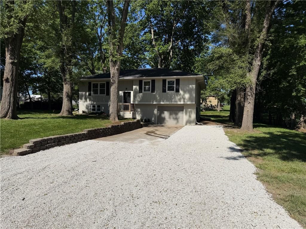 15604 Allen Avenue — photo 8
