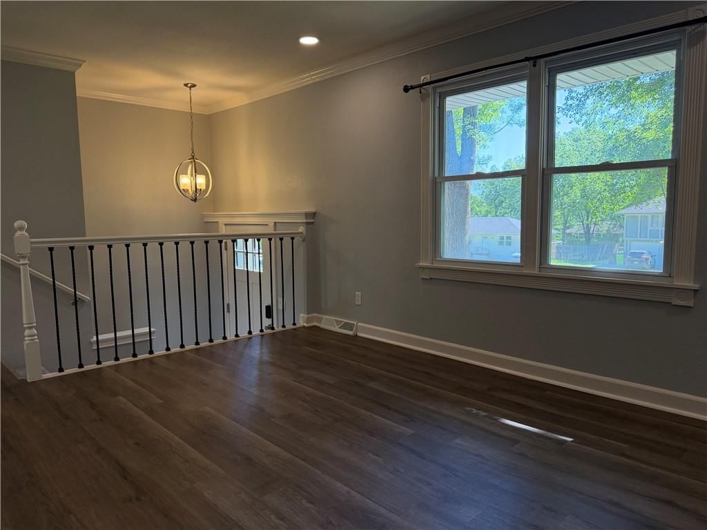 15604 Allen Avenue — photo 14