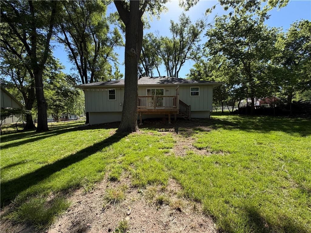 15604 Allen Avenue — photo 32