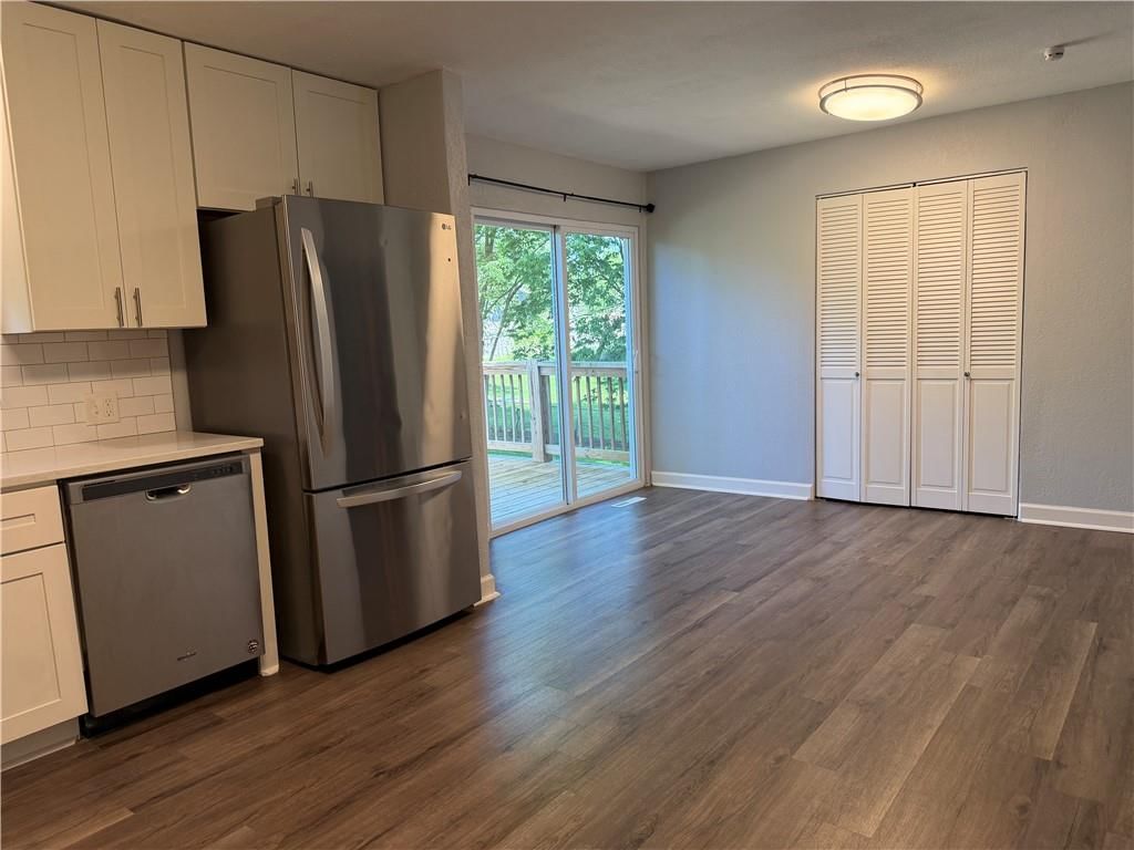 15604 Allen Avenue — photo 42