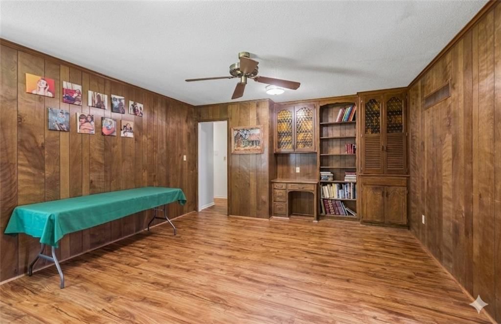 316 Hawthorne Drive — photo 12