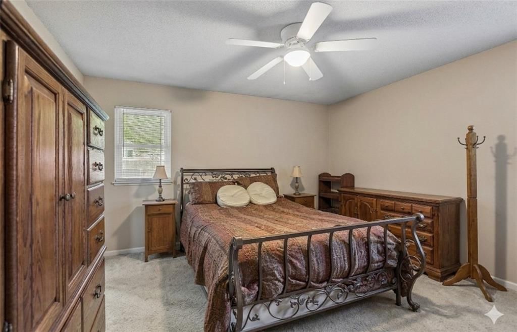 316 Hawthorne Drive — photo 15